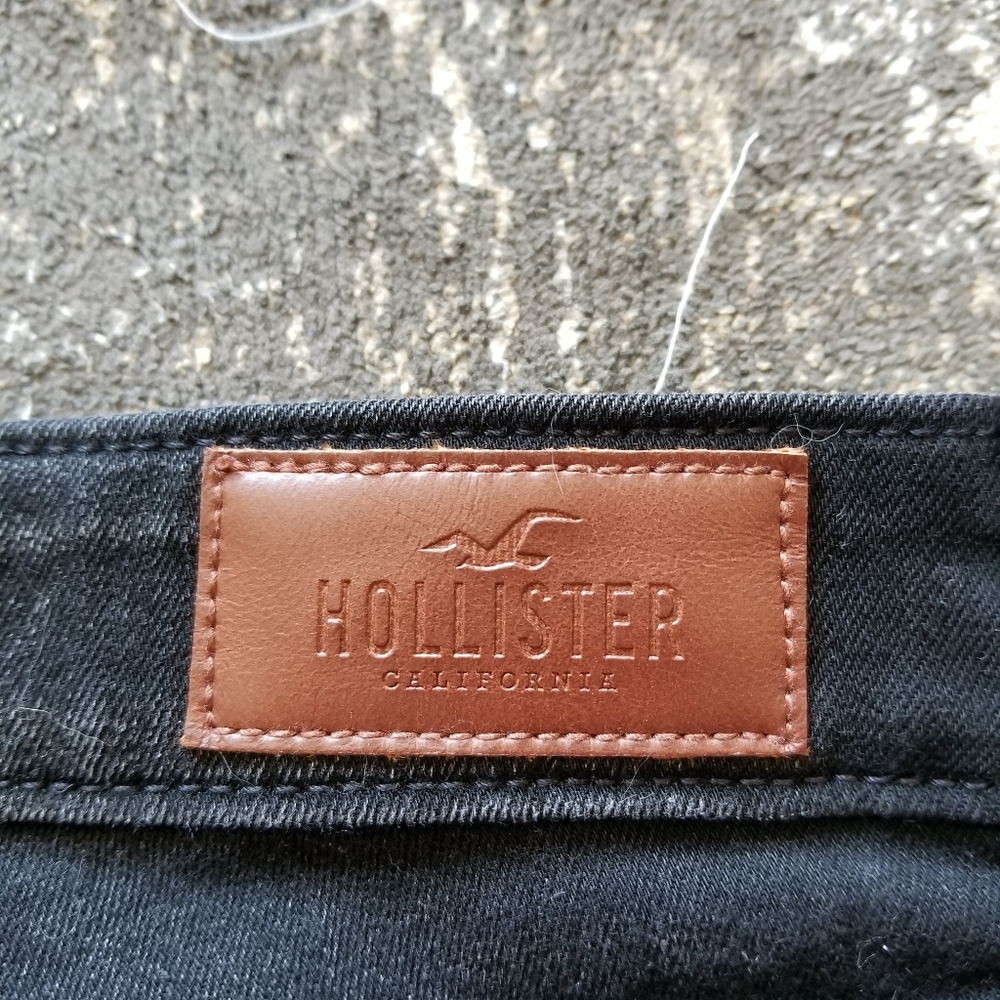 Hollister Ripped Black Denim High Rise Skinny Jeans - Picture 5 of 7